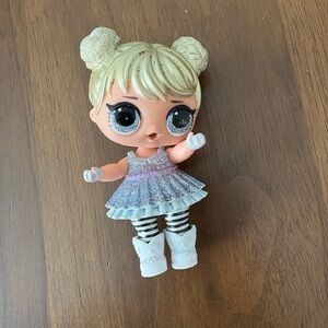 L.O.L. Surprise! Glam Glitter Series – Curious Q.T.